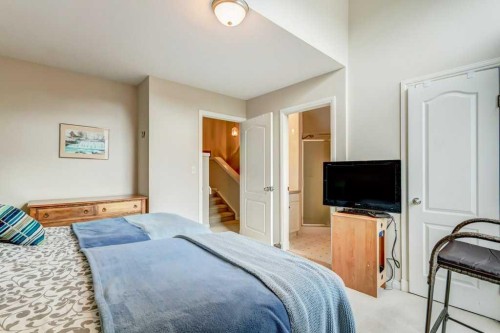 8-125 Cave Avenue, Banff, AB 