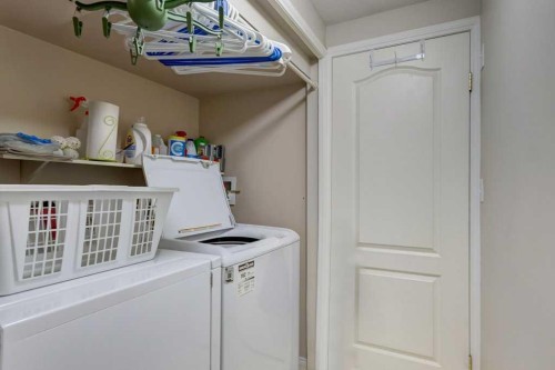 8-125 Cave Avenue, Banff, AB 