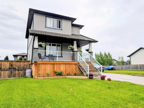 1100 10 Avenue Se, Slave Lake, AB - Outdoor With Deck Patio Veranda