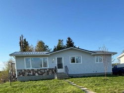 5020 Oxford Avenue Swan Hills, AB T0G 2C0