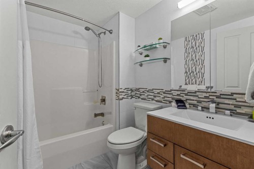 321-107 Montane Road, Canmore, AB - Indoor Photo Showing Bathroom