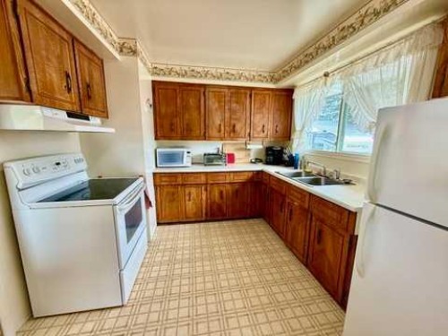 114 Bliss Avenue, Hinton, AB 