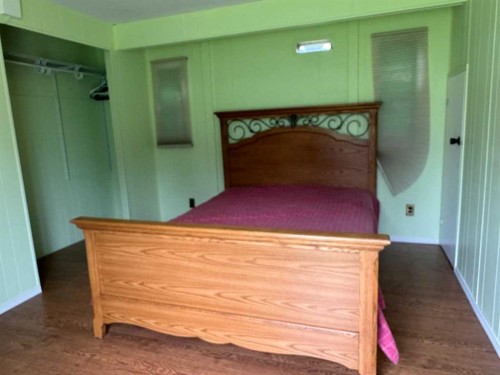 681046 Range 193 Road, Athabasca, AB - Indoor Photo Showing Bedroom