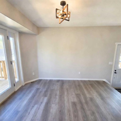 5108 18 Avenue, Edson, AB - Indoor Photo Showing Other Room