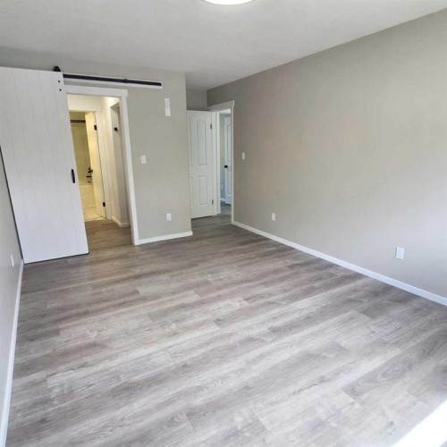 5108 18 Avenue, Edson, AB - Indoor Photo Showing Other Room