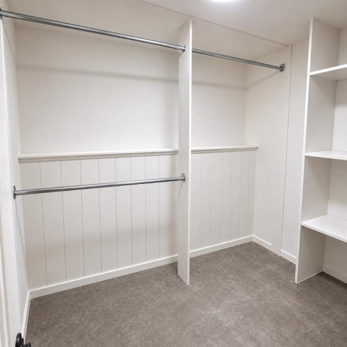 5108 18 Avenue, Edson, AB - Indoor With Storage