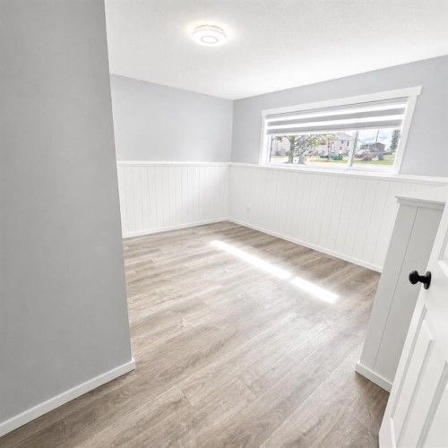 5108 18 Avenue, Edson, AB - Indoor Photo Showing Other Room