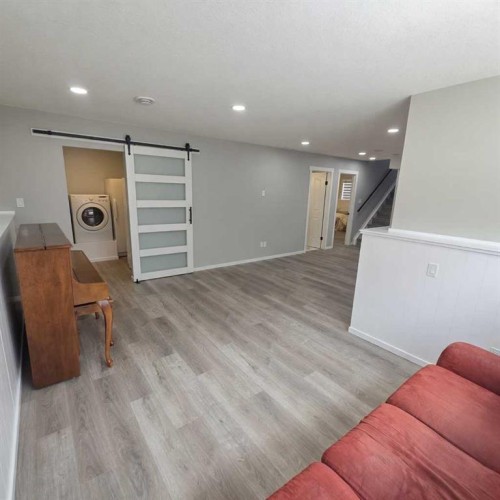 5108 18 Avenue, Edson, AB - Indoor