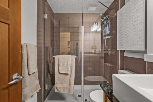218-106 Stewart Creek Landing, Canmore, AB 