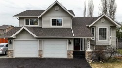 6117 11th Avenue Edson, AB T7E 1Y8