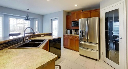 6117 11Th Avenue, Edson, AB 
