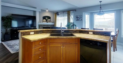 6117 11Th Avenue, Edson, AB 