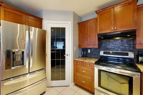6117 11Th Avenue, Edson, AB 