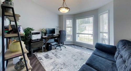 6117 11Th Avenue, Edson, AB 