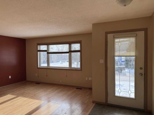 5704 Westhaven Drive, Edson, AB 