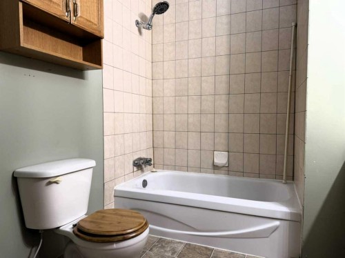 5704 Westhaven Drive, Edson, AB 