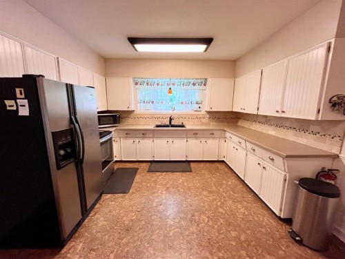 115 Poboktan Road, Hinton, AB 