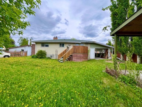 115 Poboktan Road, Hinton, AB 