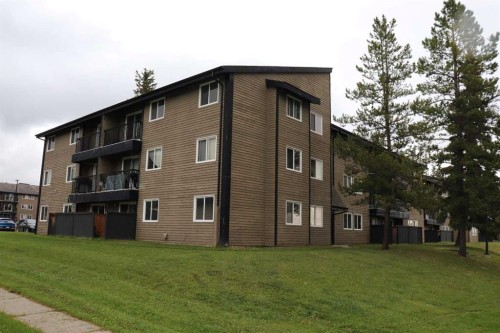 317-5611 9 Avenue, Edson, AB 