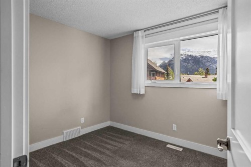 102-200 Three Sisters Drive, Canmore, AB 
