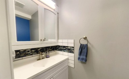 6336 13 Avenue, Edson, AB 