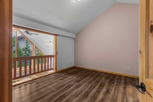202-75 Dyrgas Gate, Canmore, AB - Indoor Photo Showing Other Room