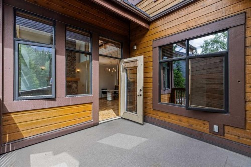 202-75 Dyrgas Gate, Canmore, AB - Outdoor With Exterior