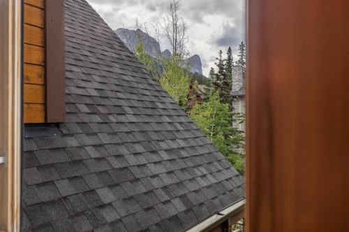 202-75 Dyrgas Gate, Canmore, AB -  Photo Showing Other Room