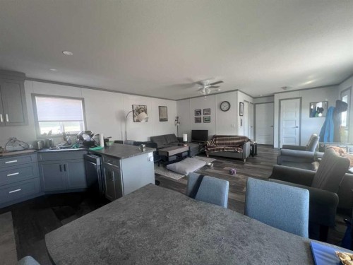 1035 Lodgepole Street, Jasper, AB - Indoor