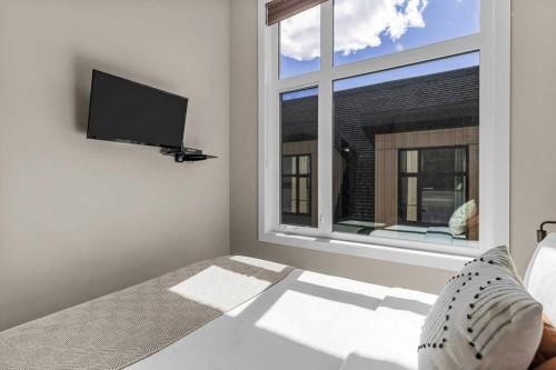 104-1106 Bow Valley Trail, Canmore, AB 