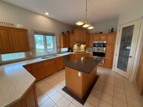 102 Appleyad Cove, Hinton, AB 