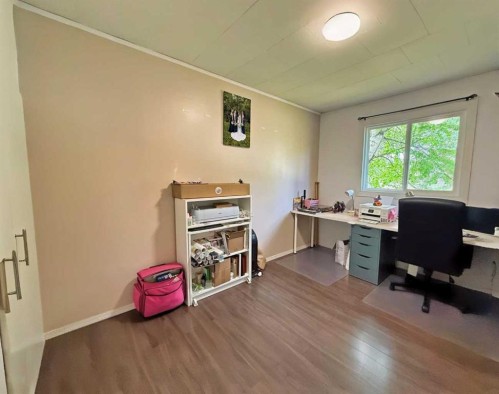 1109 56 Street, Edson, AB - Indoor Photo Showing Office