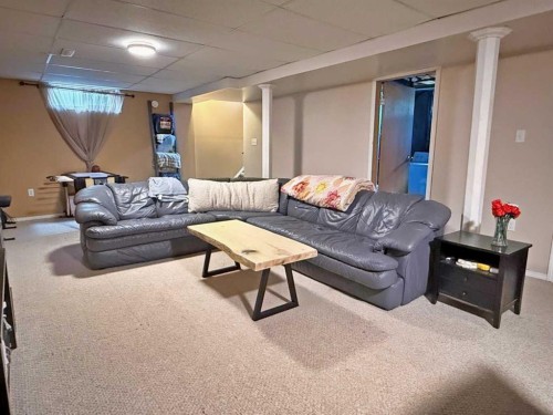 1109 56 Street, Edson, AB - Indoor Photo Showing Other Room