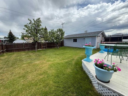 1109 56 Street, Edson, AB - Outdoor With Deck Patio Veranda