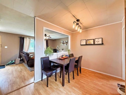 1109 56 Street, Edson, AB - Indoor Photo Showing Dining Room