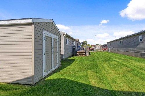 39 Keystone Crossing, Whitecourt, AB 