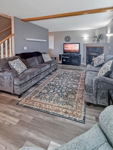 4305 47 Ave, Mayerthorpe, AB 