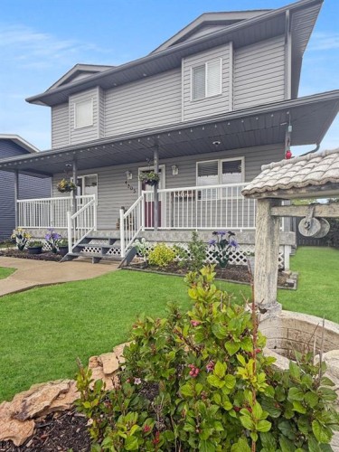 4305 47 Ave, Mayerthorpe, AB 