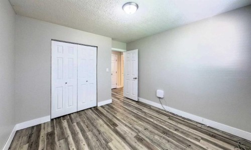 5737 9 Avenue, Edson, AB 