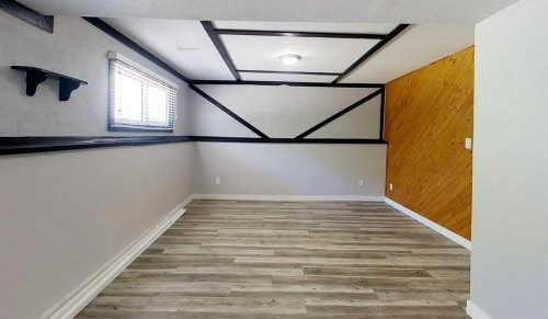 5737 9 Avenue, Edson, AB 
