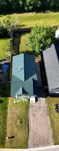 5737 9 Avenue, Edson, AB 