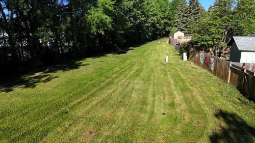 5737 9 Avenue, Edson, AB 