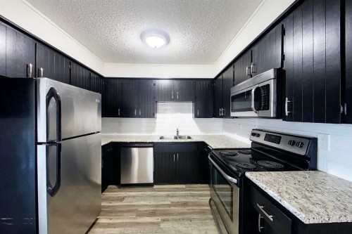 5737 9 Avenue, Edson, AB 