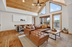 407-707 Spring Creek Drive Canmore, AB T1W 0C5