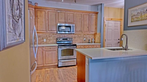 107-175 Crossbow Place, Canmore, AB 