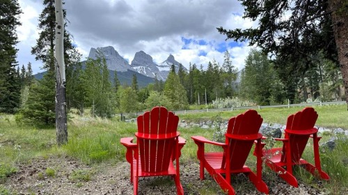 107-175 Crossbow Place, Canmore, AB 
