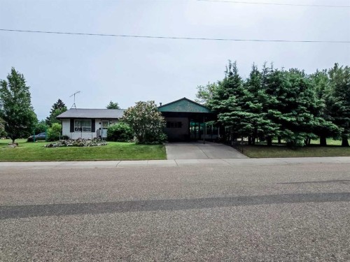 5013 51 Street, Peers, AB - Outdoor