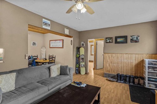 11 Fortress Mountain Way, Exshaw, AB 