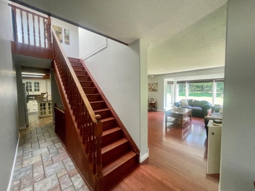 11 Bench Creek Estate, Edson, AB - Indoor Photo Showing Other Room