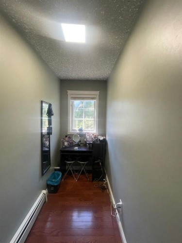 11 Bench Creek Estate, Edson, AB - Indoor